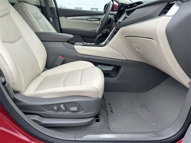 Certified 2022 Cadillac XT5 Premium Luxury image 23