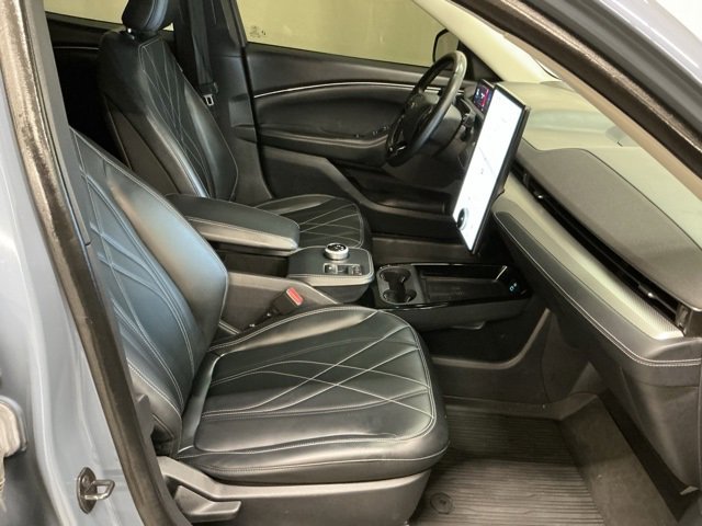 Used 2023 Ford Mustang Mach-E Select image 19