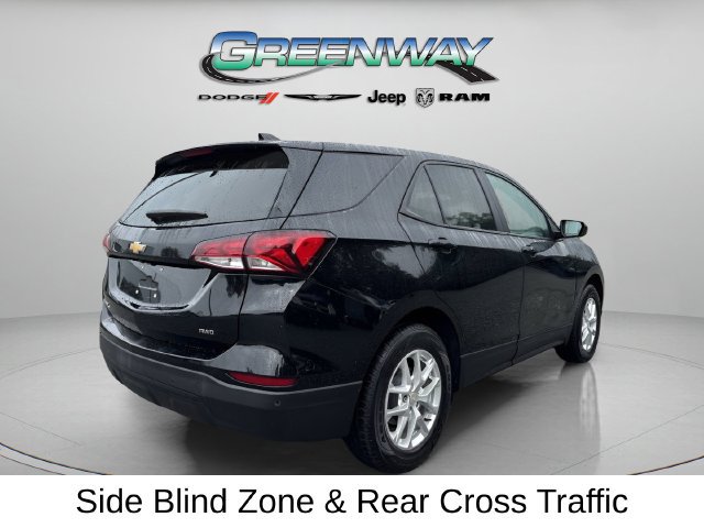 Used 2023 Chevrolet Equinox LS w/ LPO, Floor Liner Package AWD/4WD image 5