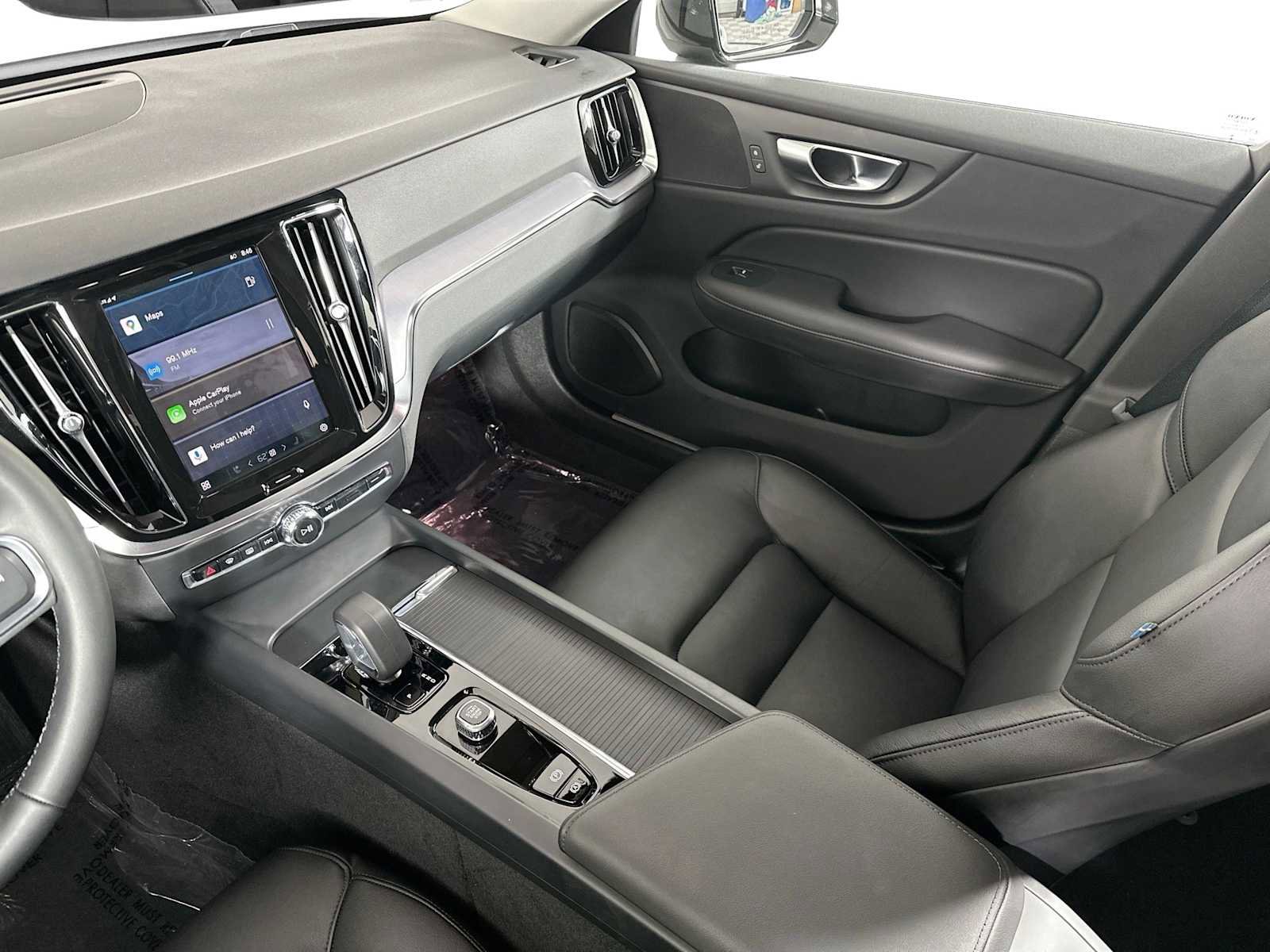 Used 2025 Volvo S60 B5 Core image 22