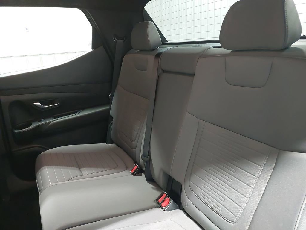 Used 2023 Hyundai Santa Cruz SEL image 13