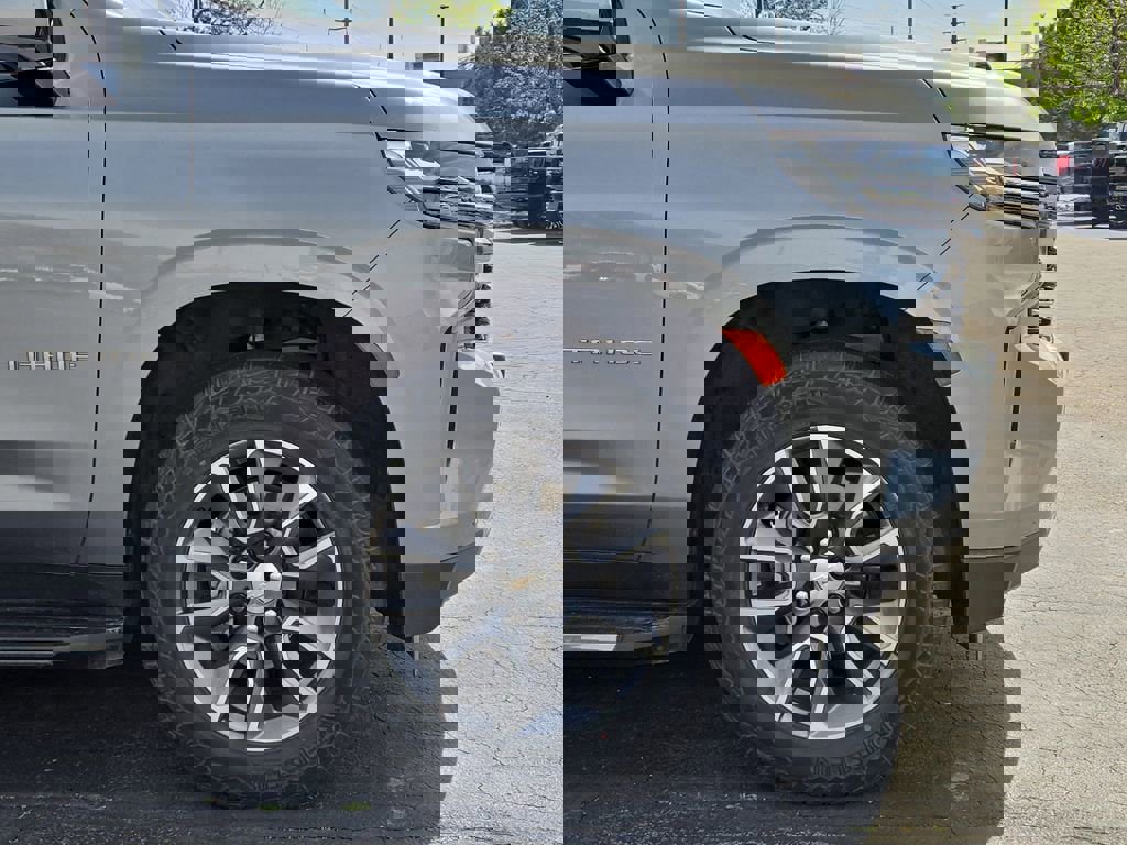 Certified 2023 Chevrolet Tahoe LT w/ LT Signature Plus Package AWD/4WD image 4