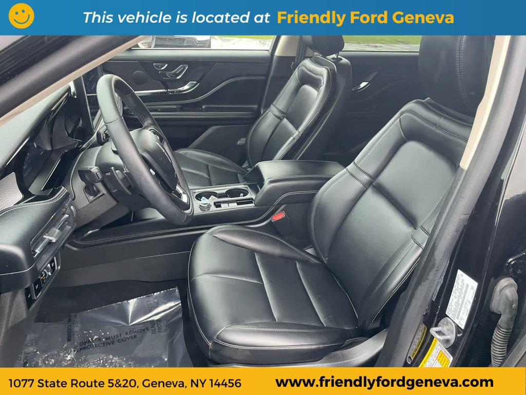 Used 2023 Lincoln Corsair AWD image 16