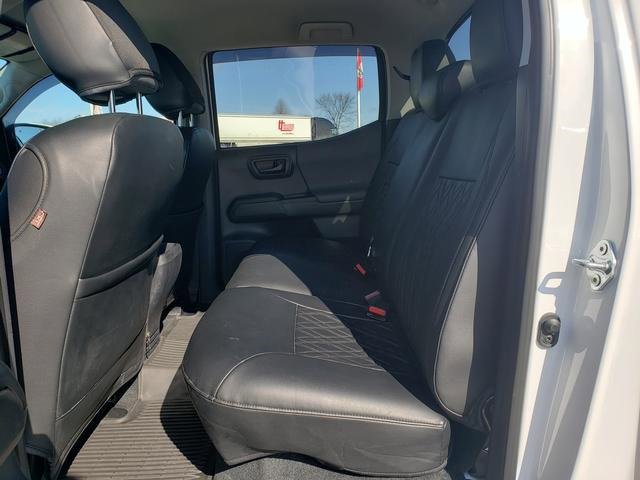 Used 2023 Toyota Tacoma SR image 12