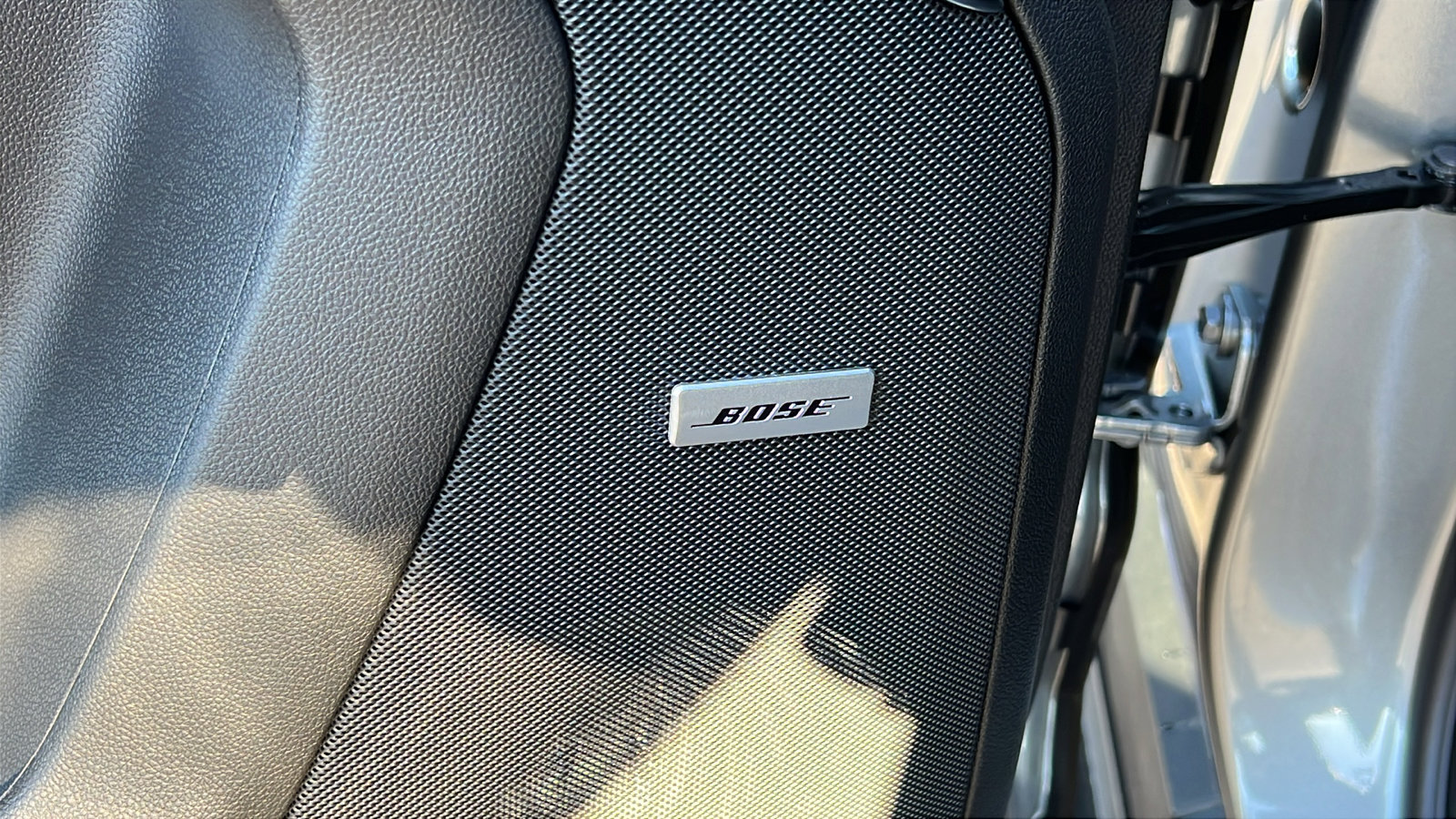 New 2026 Chevrolet Suburban High Country image 15