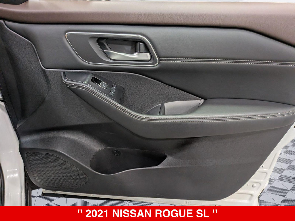 Used 2021 Nissan Rogue SL w/ Premium Package AWD/4WD image 34