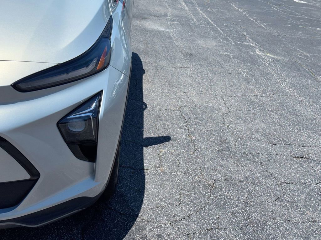 Used 2022 Chevrolet Bolt EUV Premier w/ Launch Edition FWD image 10