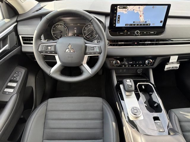 New 2026 Mitsubishi Outlander SE FWD image 20