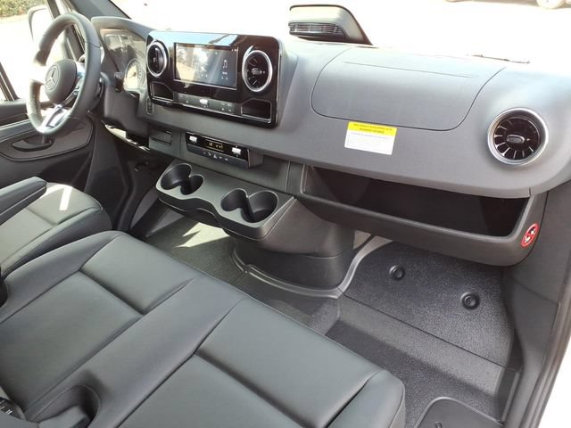 New 2026 Mercedes-Benz Sprinter 2500 image 17