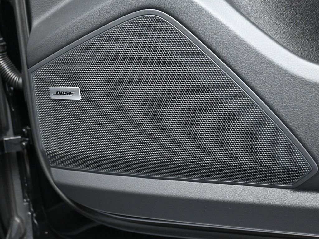 New 2026 Porsche Cayenne image 29