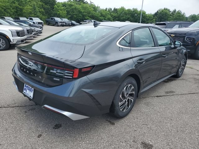 New 2026 Hyundai Sonata Blue FWD image 4