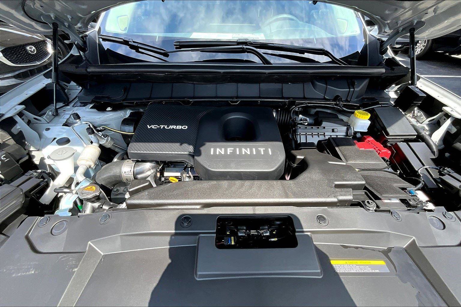 New 2026 INFINITI QX60 Luxe image 16