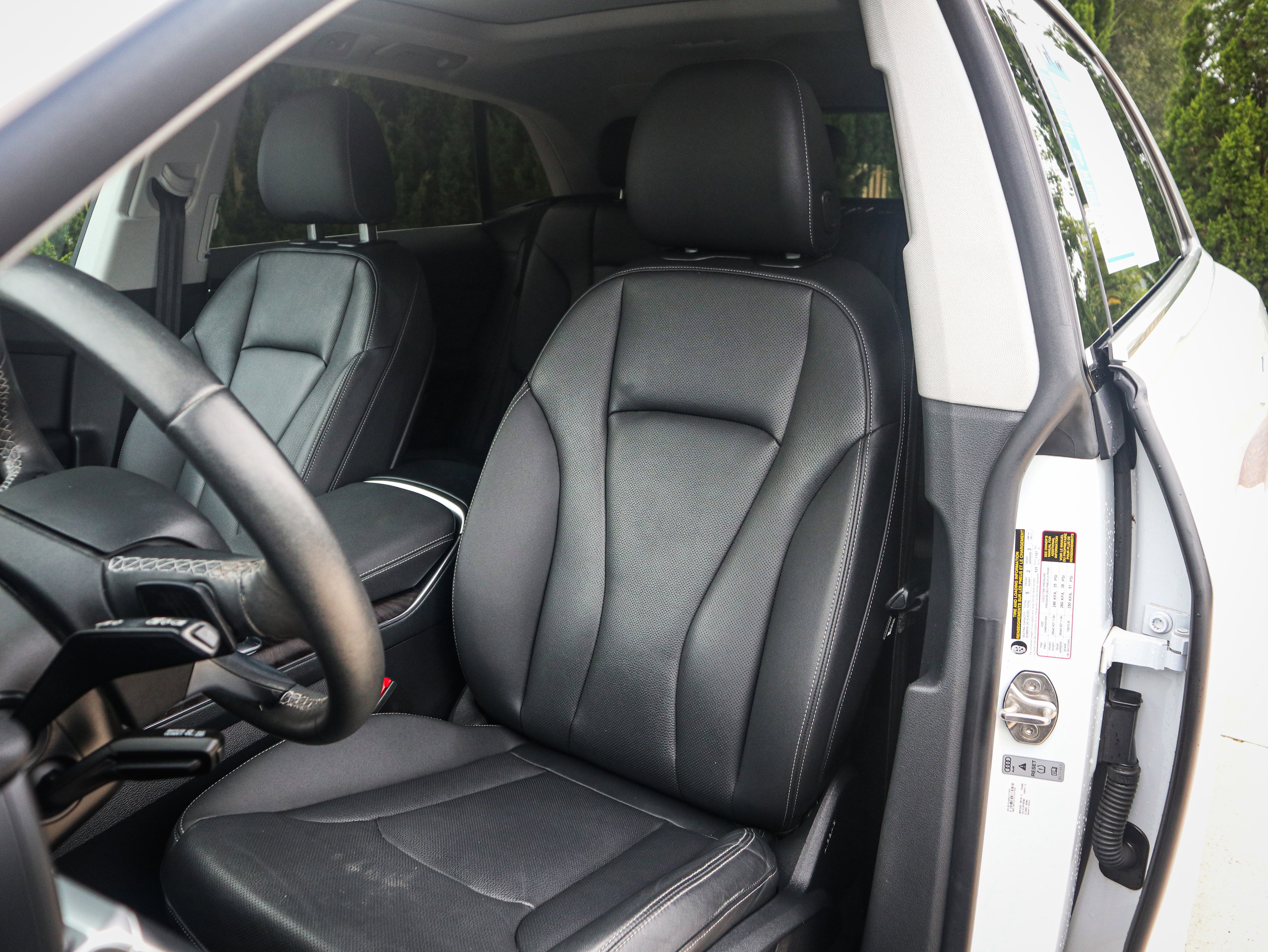 Used 2022 Audi Q8 Premium Plus image 14