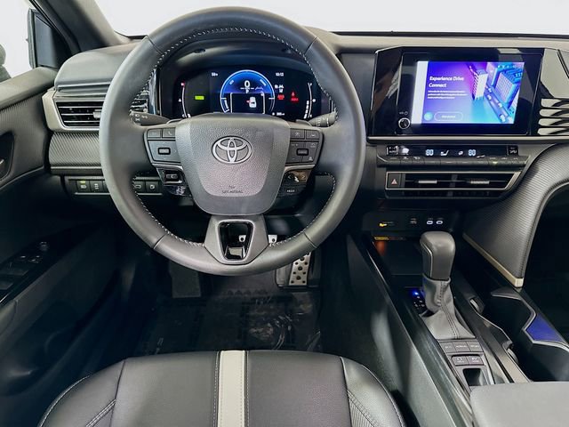 Used 2025 Toyota Camry SE image 23