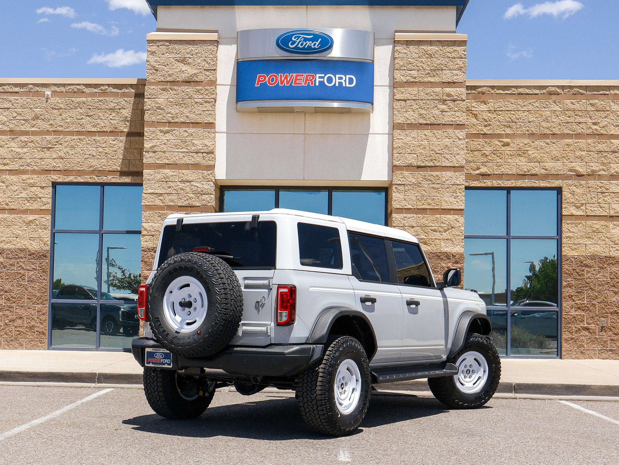 New 2026 Ford Bronco Heritage Edition AWD/4WD image 6