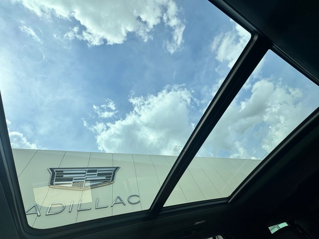 Used 2024 Chevrolet Tahoe RST w/ Luxury Package image 31