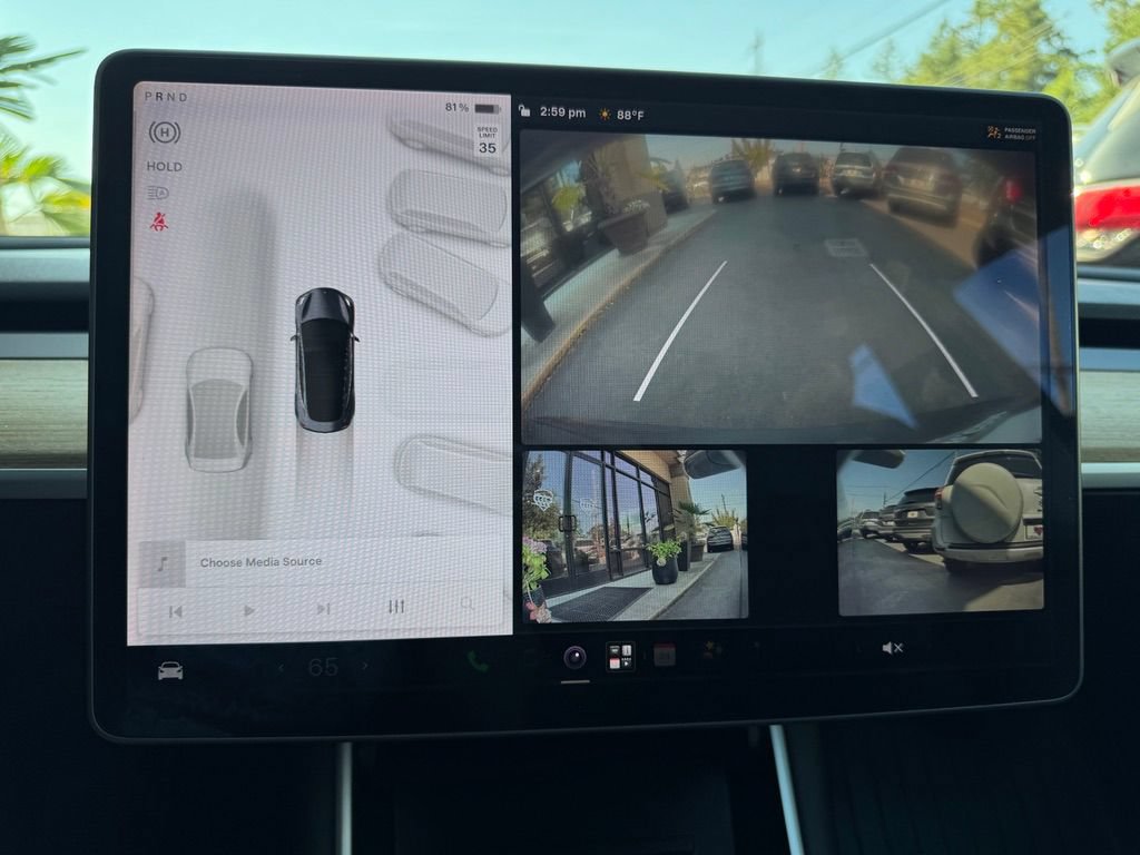 Used 2018 Tesla Model 3 Long Range RWD image 23