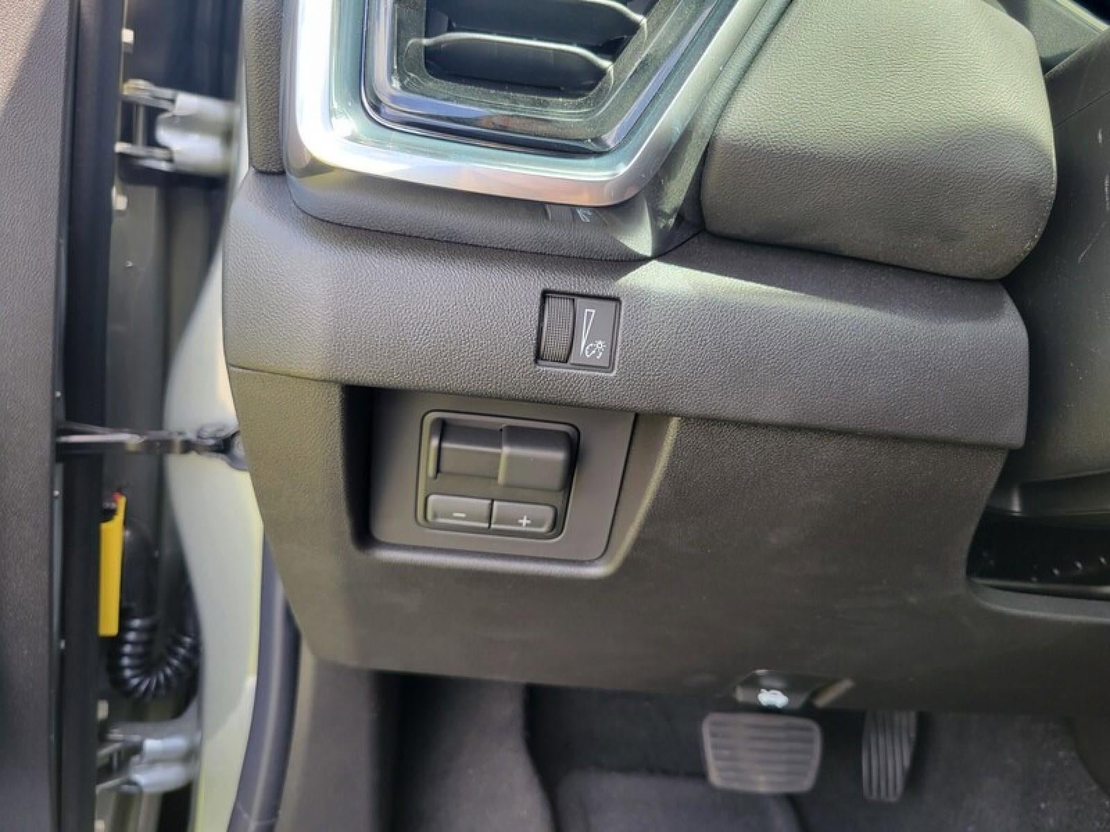 New 2026 GMC Canyon Elevation w/ Convenience Package RWD image 14