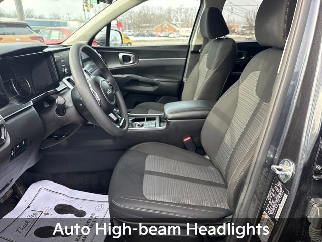 Used 2023 Kia Sorento LX image 13