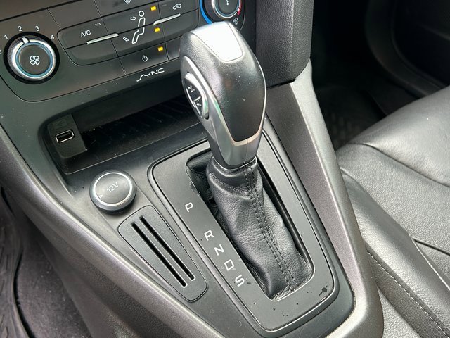 Used 2015 Ford Focus SE w/ Equipment Group 201A image 15