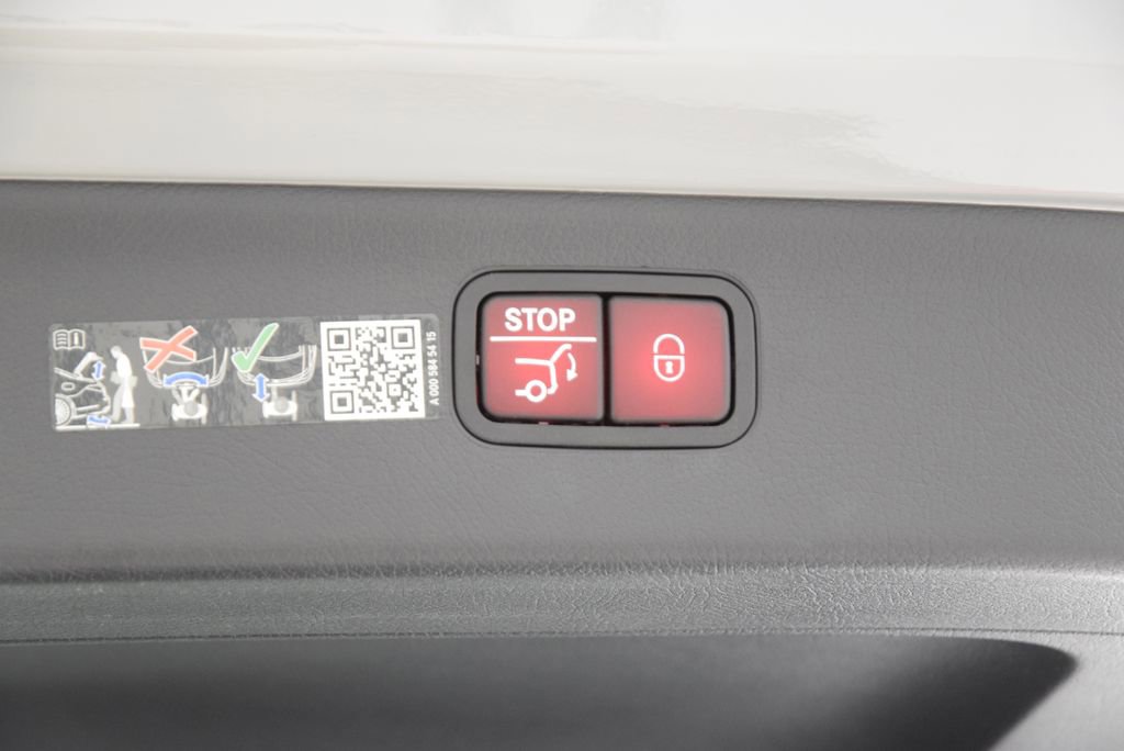 Certified 2023 Mercedes-Benz EQS 580 4MATIC SUV image 30