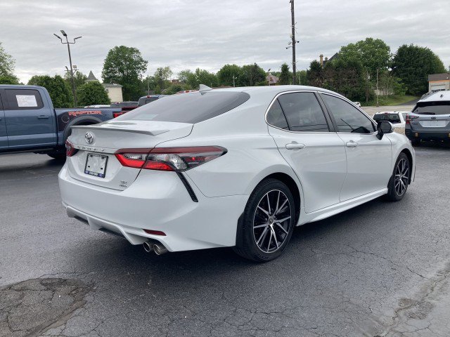 Used 2022 Toyota Camry SE w/ Cold Weather Package AWD/4WD image 10