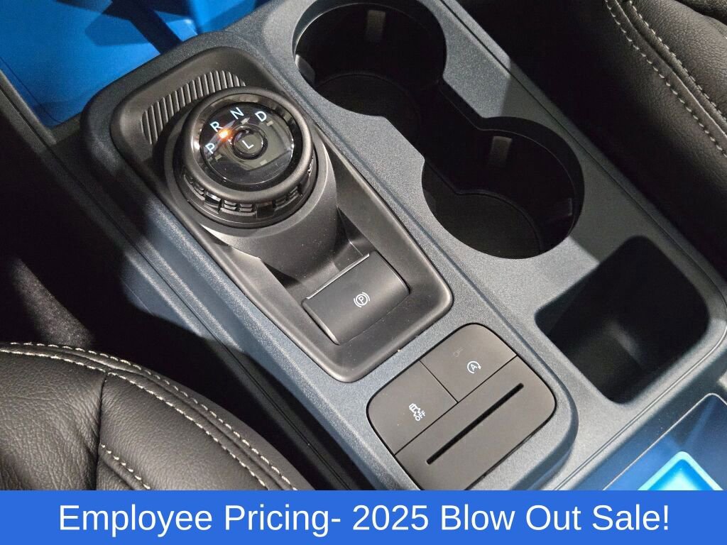 New 2025 Ford Maverick XLT w/ XLT Luxury Package AWD/4WD image 30