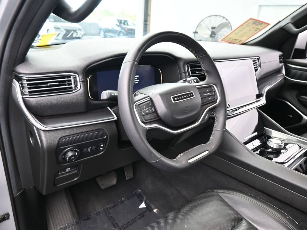 Used 2022 Jeep Wagoneer Series I RWD image 10