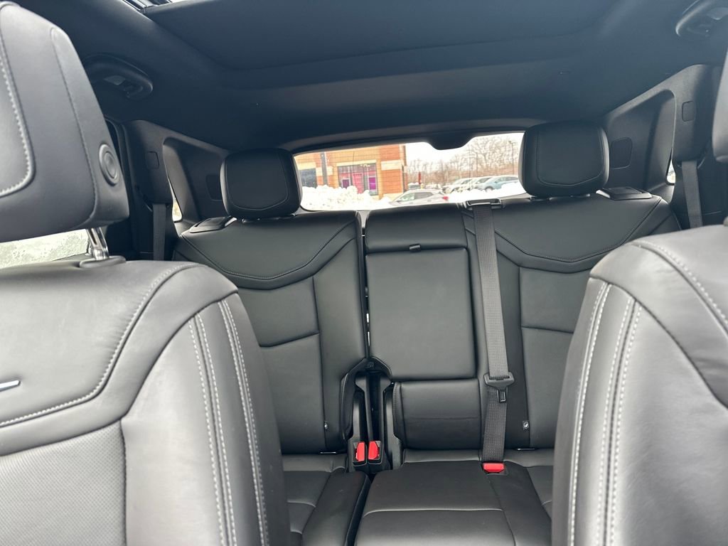 Certified 2023 Cadillac XT5 Premium Luxury w/ LPO, Floor Liner Package image 25