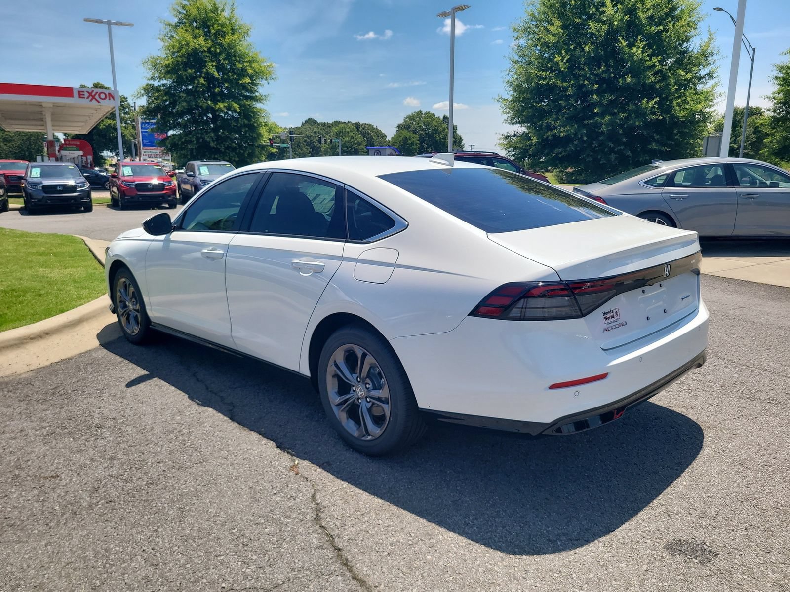 New 2026 Honda Accord EX-L image 5