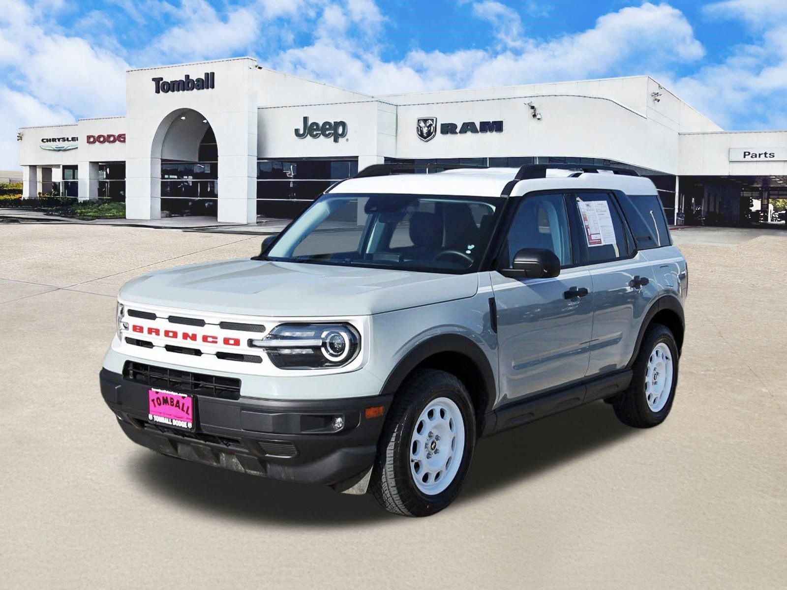 Used 2024 Ford Bronco Sport Heritage w/ Heritage Convenience Package image 3