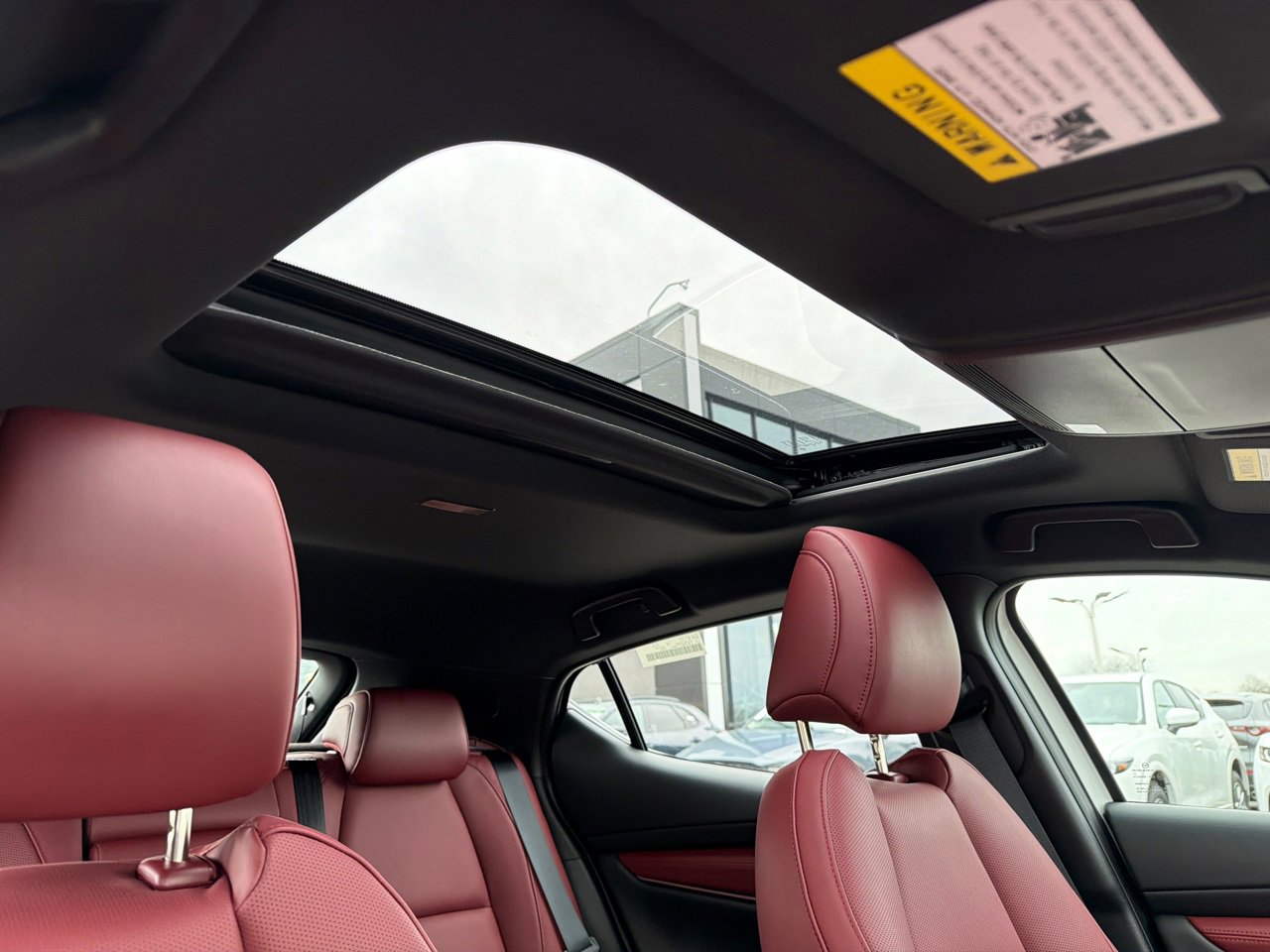 New 2026 MAZDA MAZDA3 Hatchback w/Premium Plus Pkg image 12