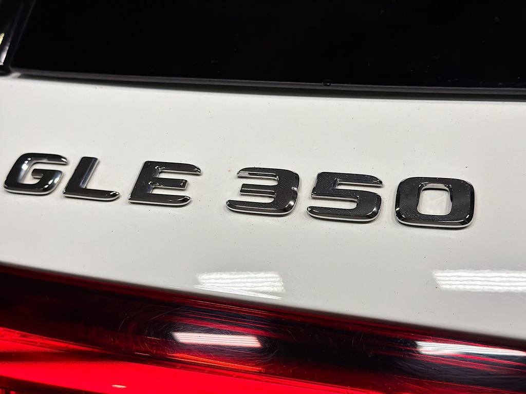 Used 2020 Mercedes-Benz GLE 350 4MATIC w/ 3rd Row Seat Package image 11