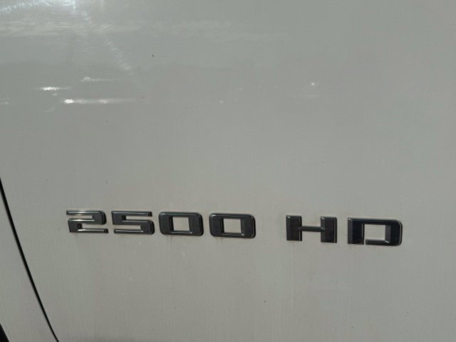 Used 2024 Chevrolet Silverado 2500 LT AWD/4WD image 13