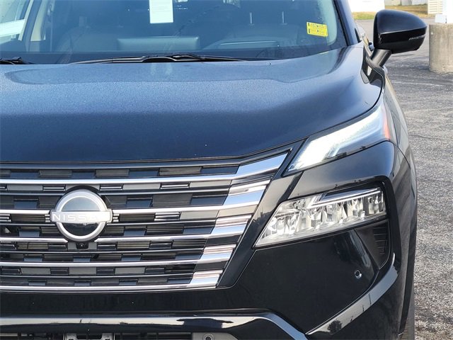 New 2026 Nissan Rogue Platinum image 11