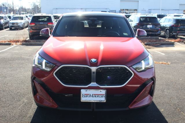 Used 2025 BMW X2 xDrive28i w/ Convenience Package image 2