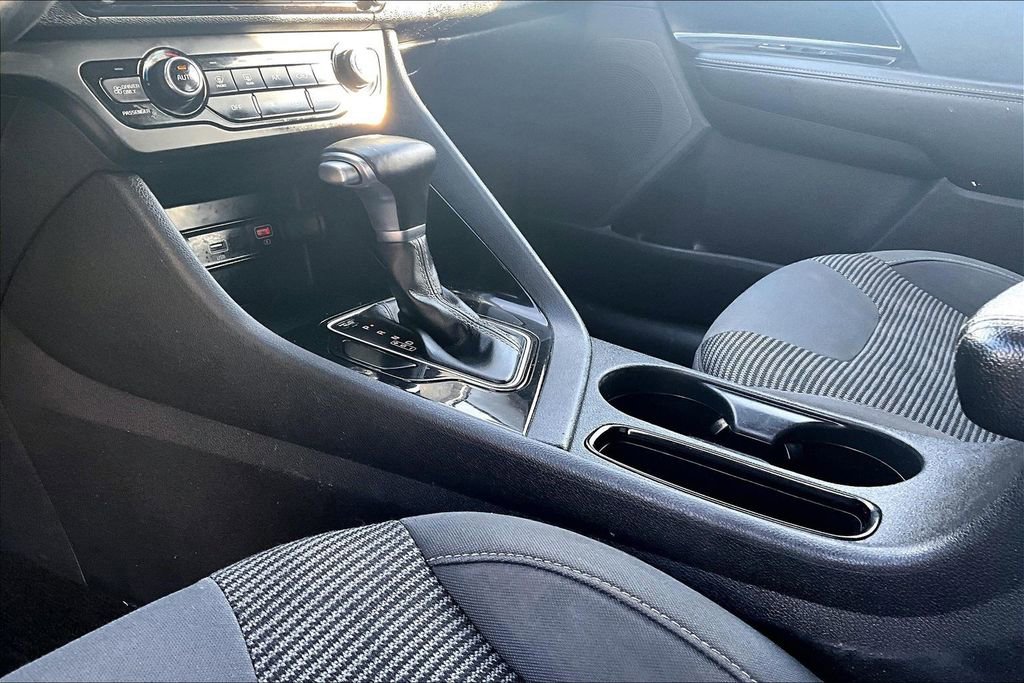 Used 2021 Kia Niro LXS image 17