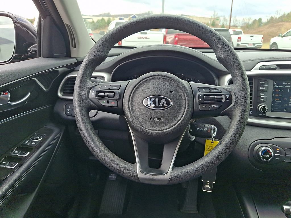 Used 2018 Kia Sorento LX image 19