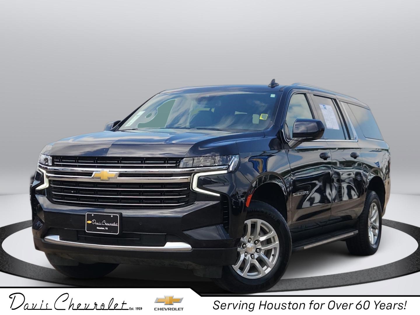 Certified 2024 Chevrolet Suburban LT AWD/4WD image 1
