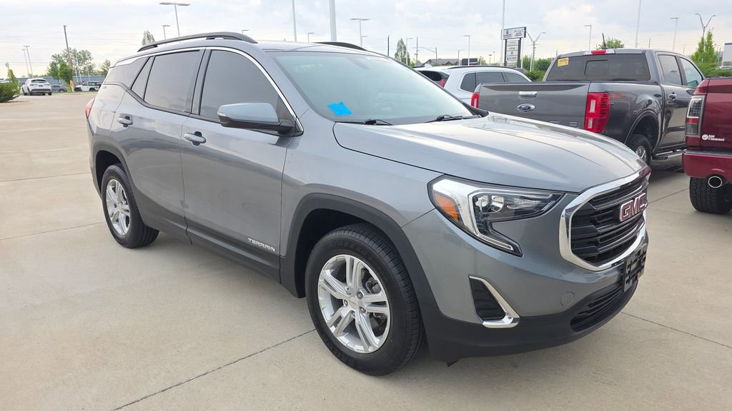 Used 2019 GMC Terrain SLE w/ Driver Convenience Package image 7