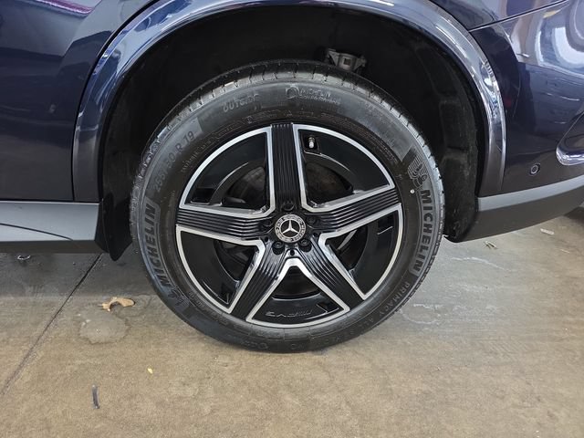 Used 2023 Mercedes-Benz GLC 300 4MATIC image 31