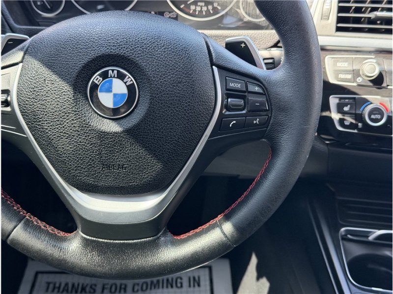 Used 2017 BMW 330i Sedan RWD image 34
