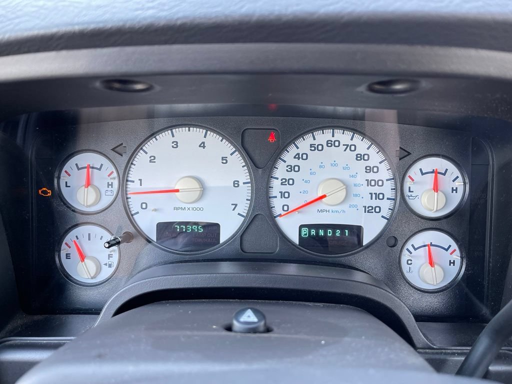 Used 2005 Dodge Ram 1500 Truck SLT w/ Rumblebee Group AWD/4WD image 6