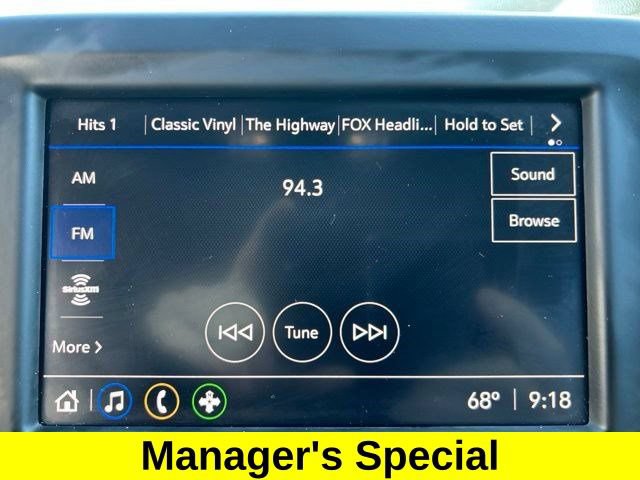 Used 2022 Chevrolet Equinox LT w/ Driver Convenience Package FWD image 21
