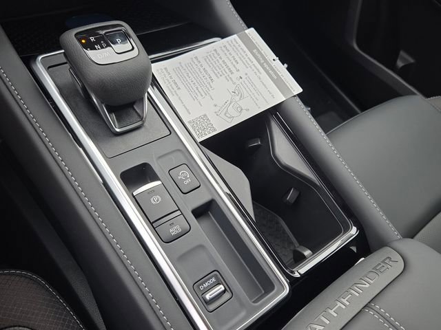 New 2026 Nissan Pathfinder SL image 22