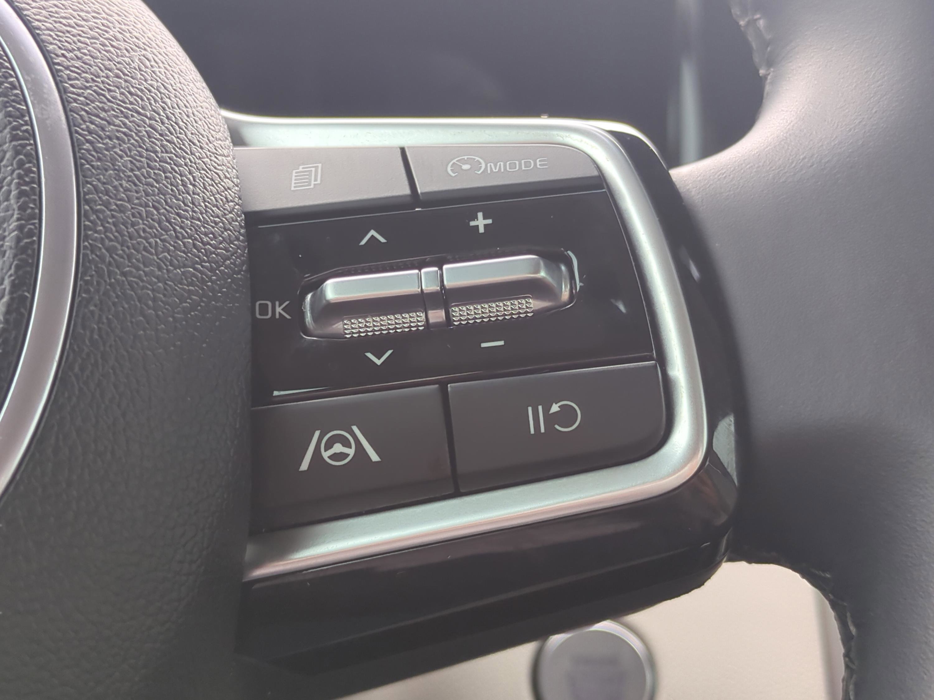 Certified 2023 Kia Sorento S w/ Panoramic Sunroof Package AWD/4WD image 27