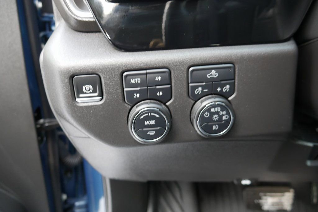 Used 2024 Chevrolet Silverado 1500 LT Trail Boss image 11