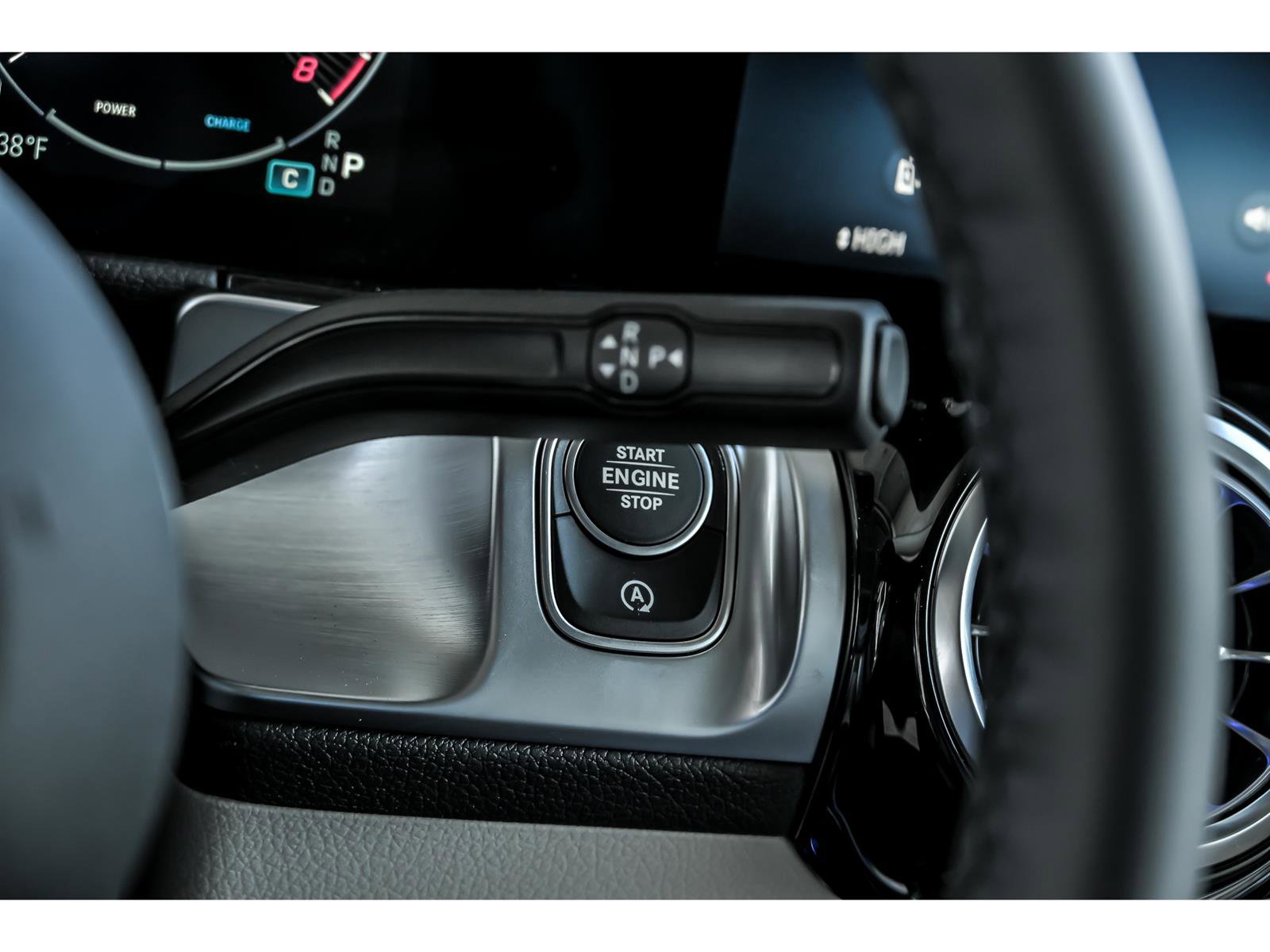 New 2026 Mercedes-Benz GLB 250 4MATIC image 13