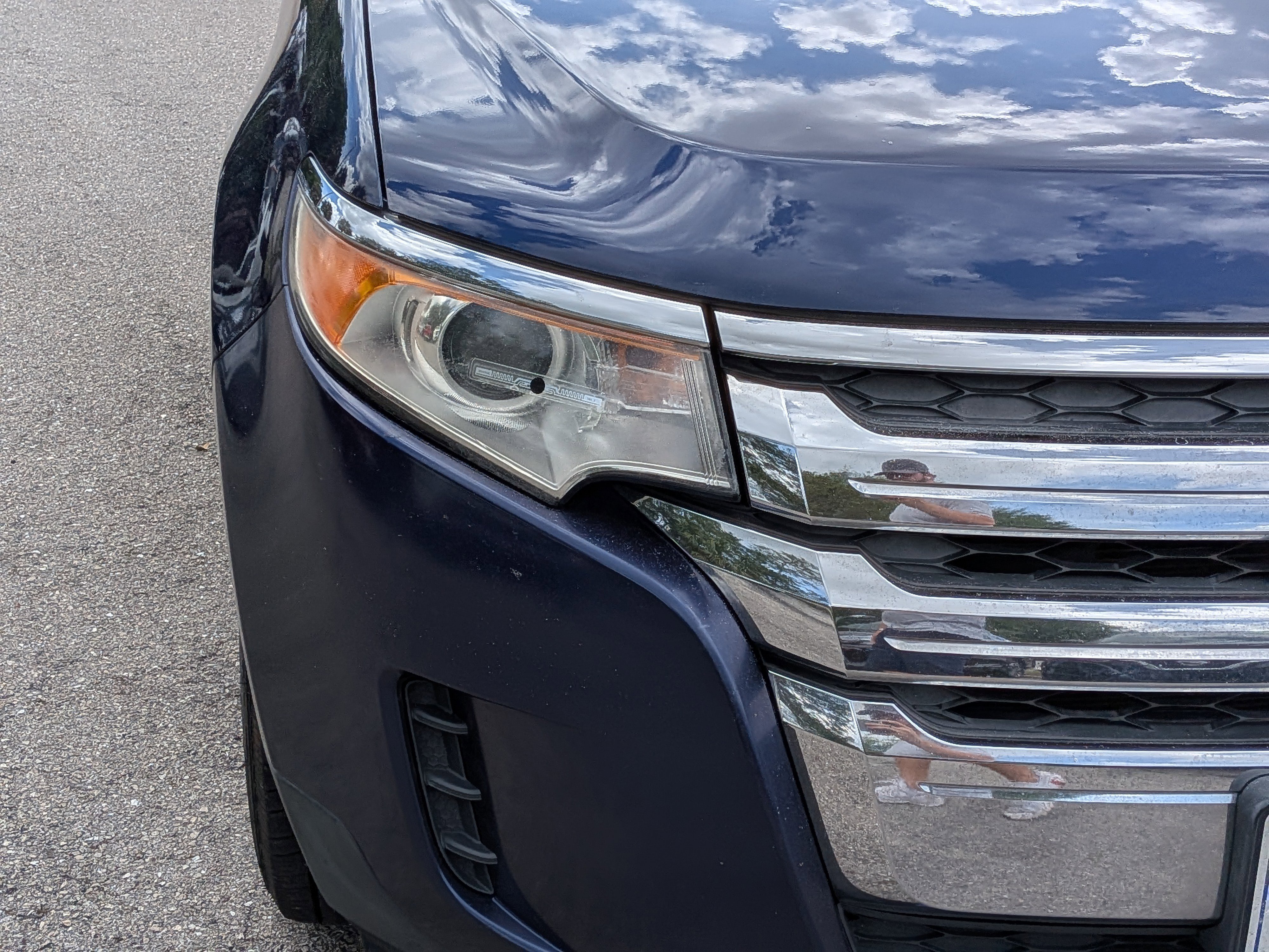 Used 2011 Ford Edge SE image 10