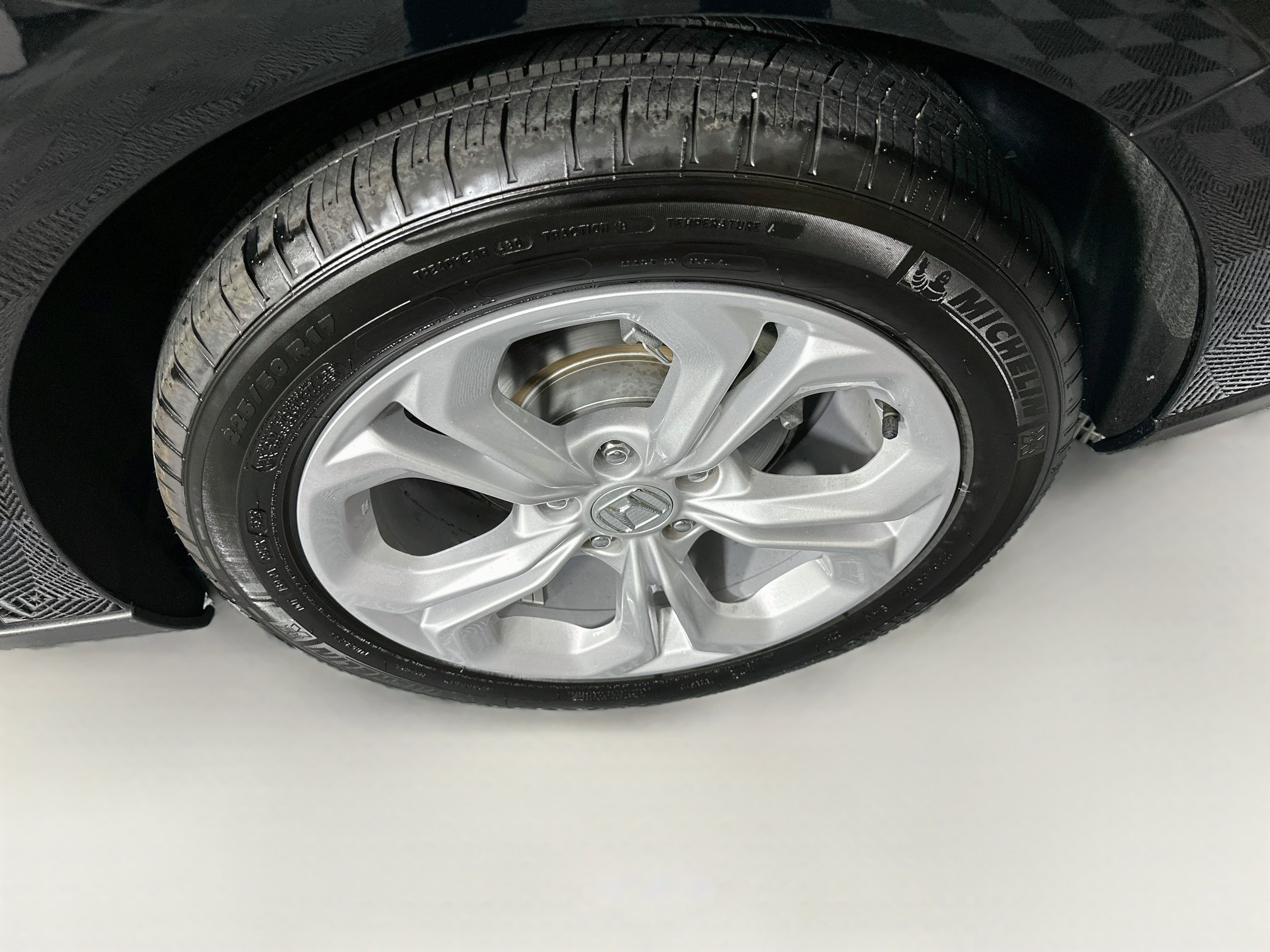 Used 2025 Honda Accord LX image 11